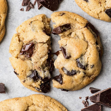 Fun Mother-Daughter Recipes For Daughters Ages 10 and Under: Chocolate Chip Cookies