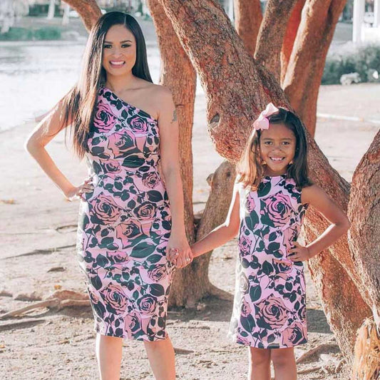 Summer Vacation Style: Matching Mommy and Me Dresses for Beach Getaways