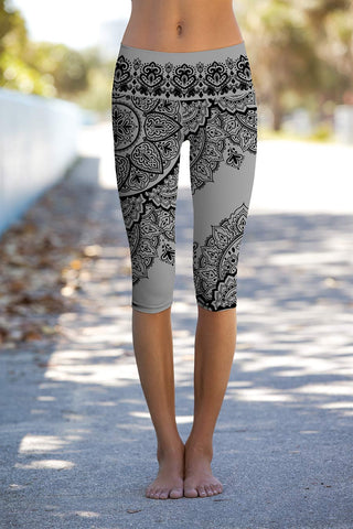 NightfallNirvanaEllieGreyPerformanceYogaCapriLeggings-WomenWC2-P0882S_large.jpg?v=1630662822